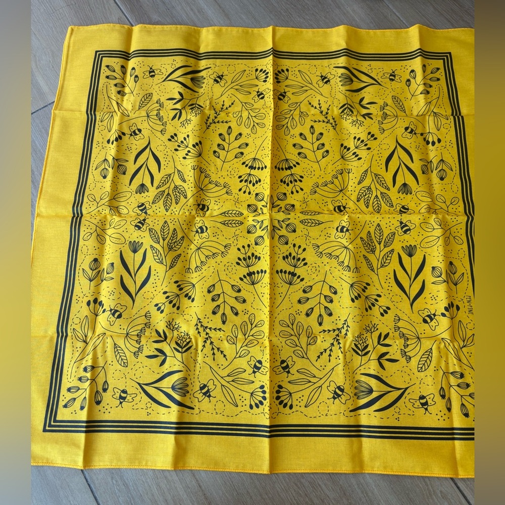 Pen + Pine Bee Motif Bandana yellow and black NWT